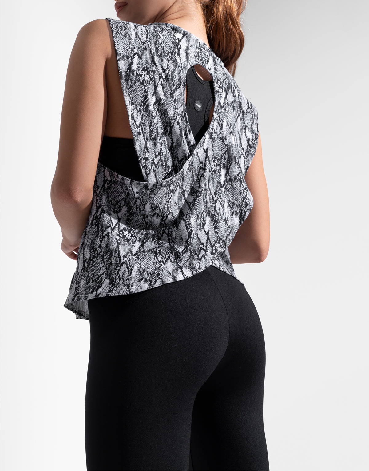 SERPENT SCULPT TEE