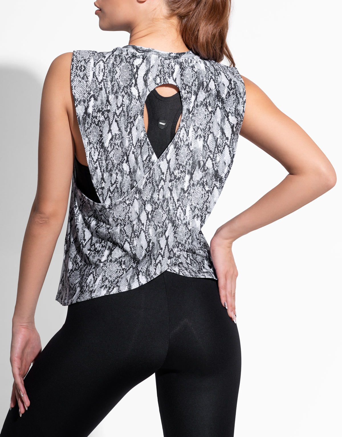 SERPENT SCULPT TEE