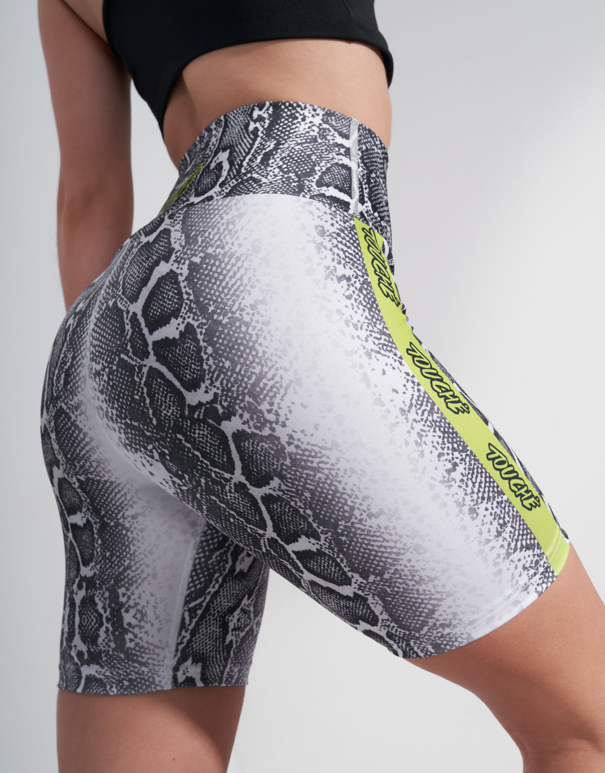 SNAKE FLUO SHORT