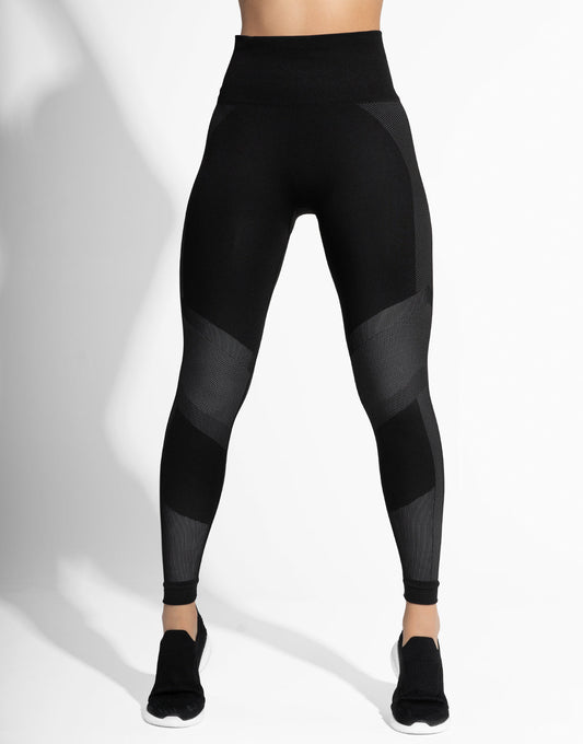 BLACK ESSENTIAL SEAMLESS