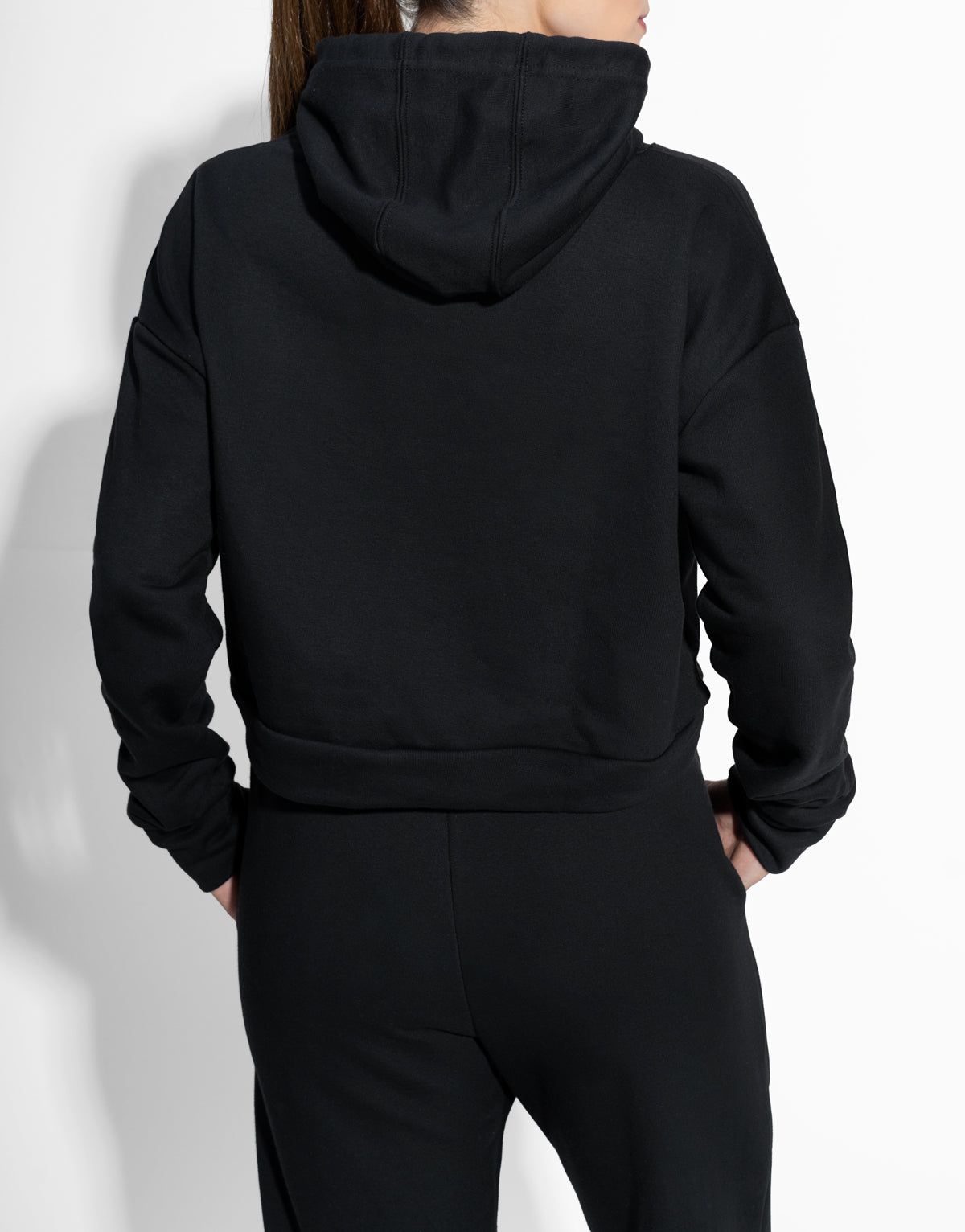 SPORTY BLACK HOODIE