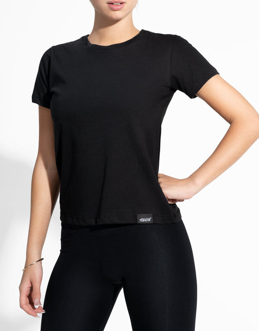 BLACK BASIC TEE